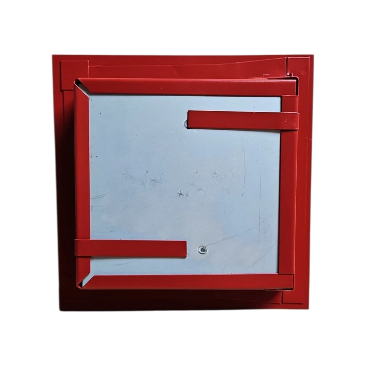 Drzwiczki kominowe z kluczem 140x140