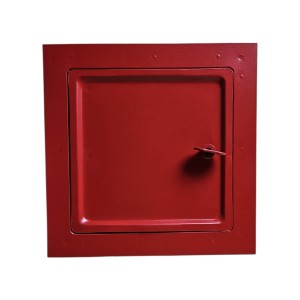 Drzwiczki kominowe z kluczem 140x140