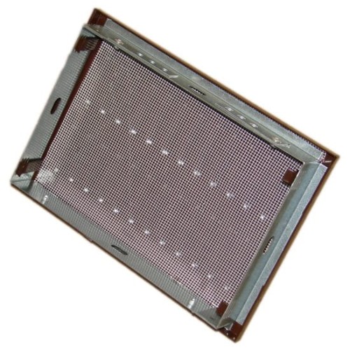 Kratka metalowa ścienna na zewnątrz DAK 14x21 brązowa1.jpg